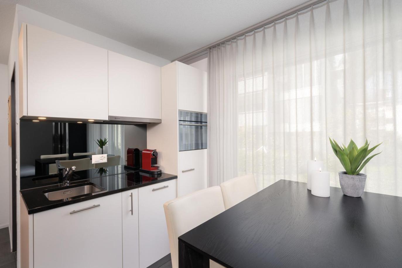 Aparthotel Victoria *